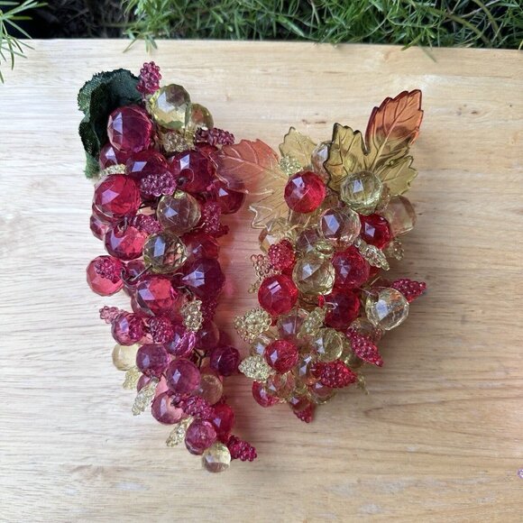 VTG Two Faceted Lucite Bead Acrylic Plastic Cluster Grapes with Leaves Stems 6"+ - Picture 1 of 8